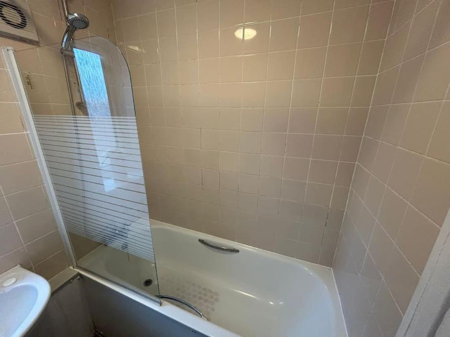 Truehome In South Apartament Londra